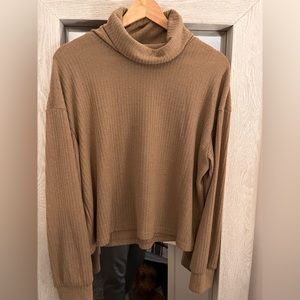 Turtle neck sweater, tan, L